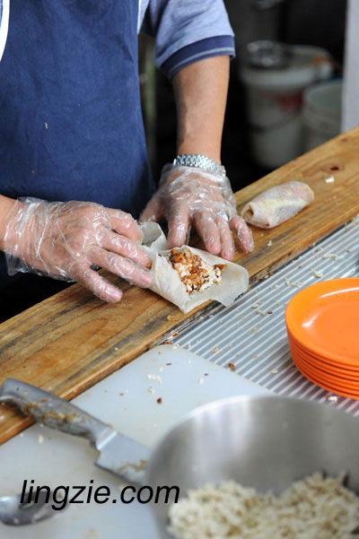 pdgbrown3 Wrapping the popiah