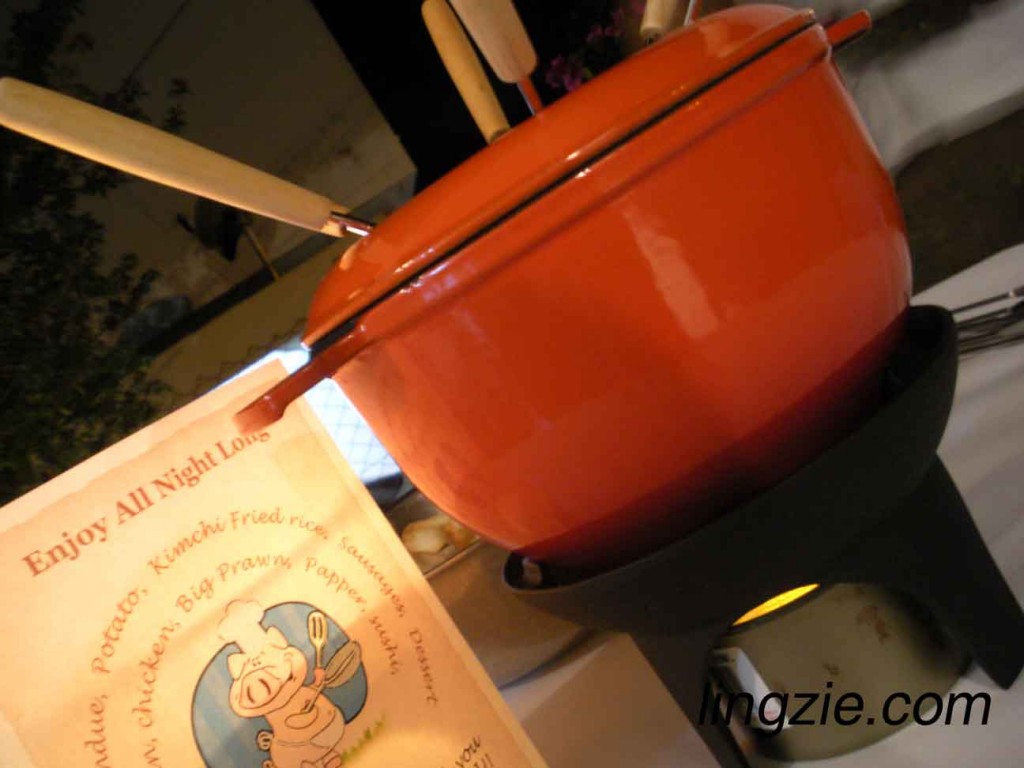 3bg2 Le Cheese Fondue