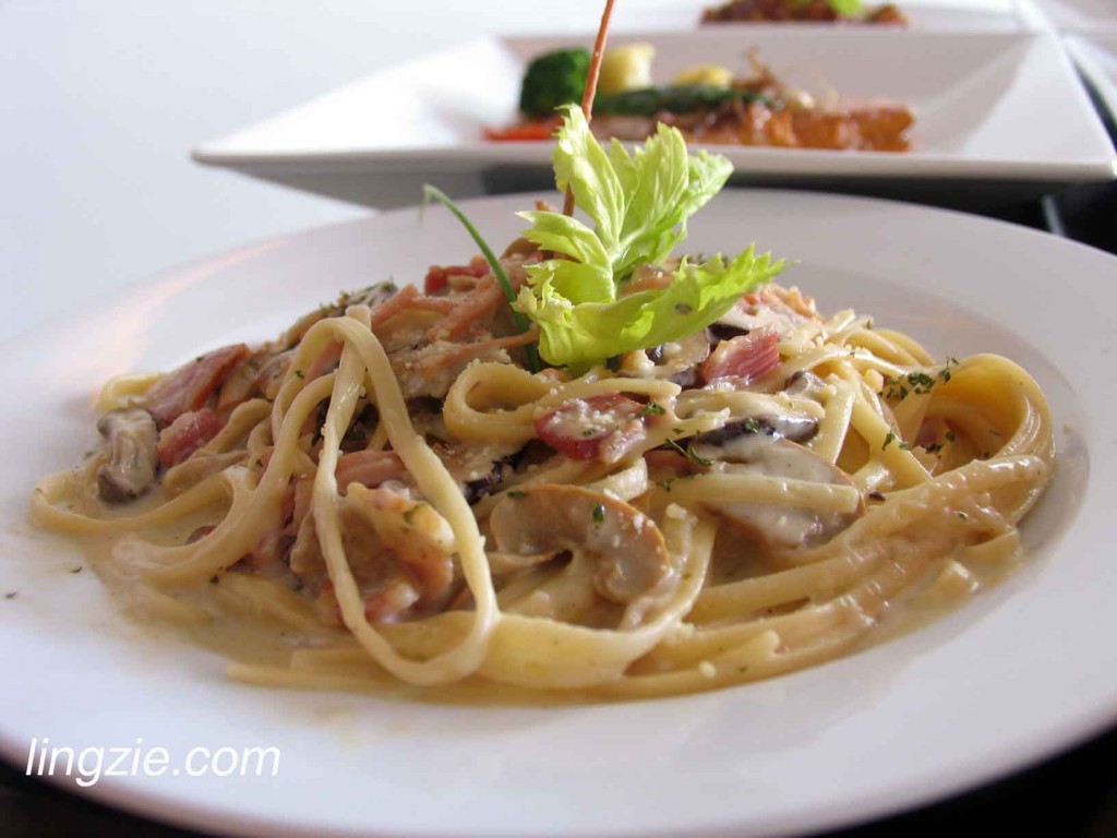 lc8 1024x768 By Invitation: Louis Cafe @ Argyll Road