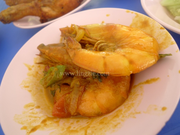 Noor Bee Nasi Melayu Curry Prawns