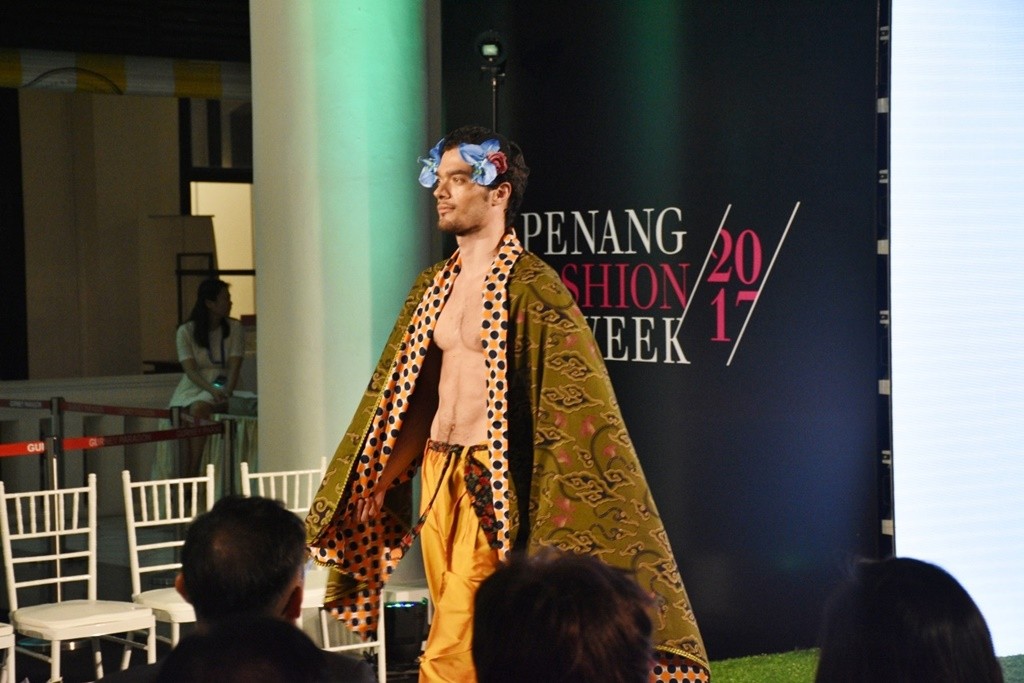 Penang Fashion Week, Colours of Spring/Summer 2017, Gurney Paragon Mall, Lingzie Food Blog, Penang Food Blog