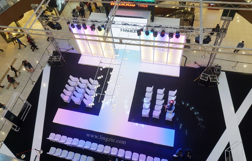 Penang Fashion Week 2017, Gurney Plaza, Fashion Redefined, Sacoor Brothers, Spring/Summer 2017, Lingzie Food Blog, Penang Food Blog